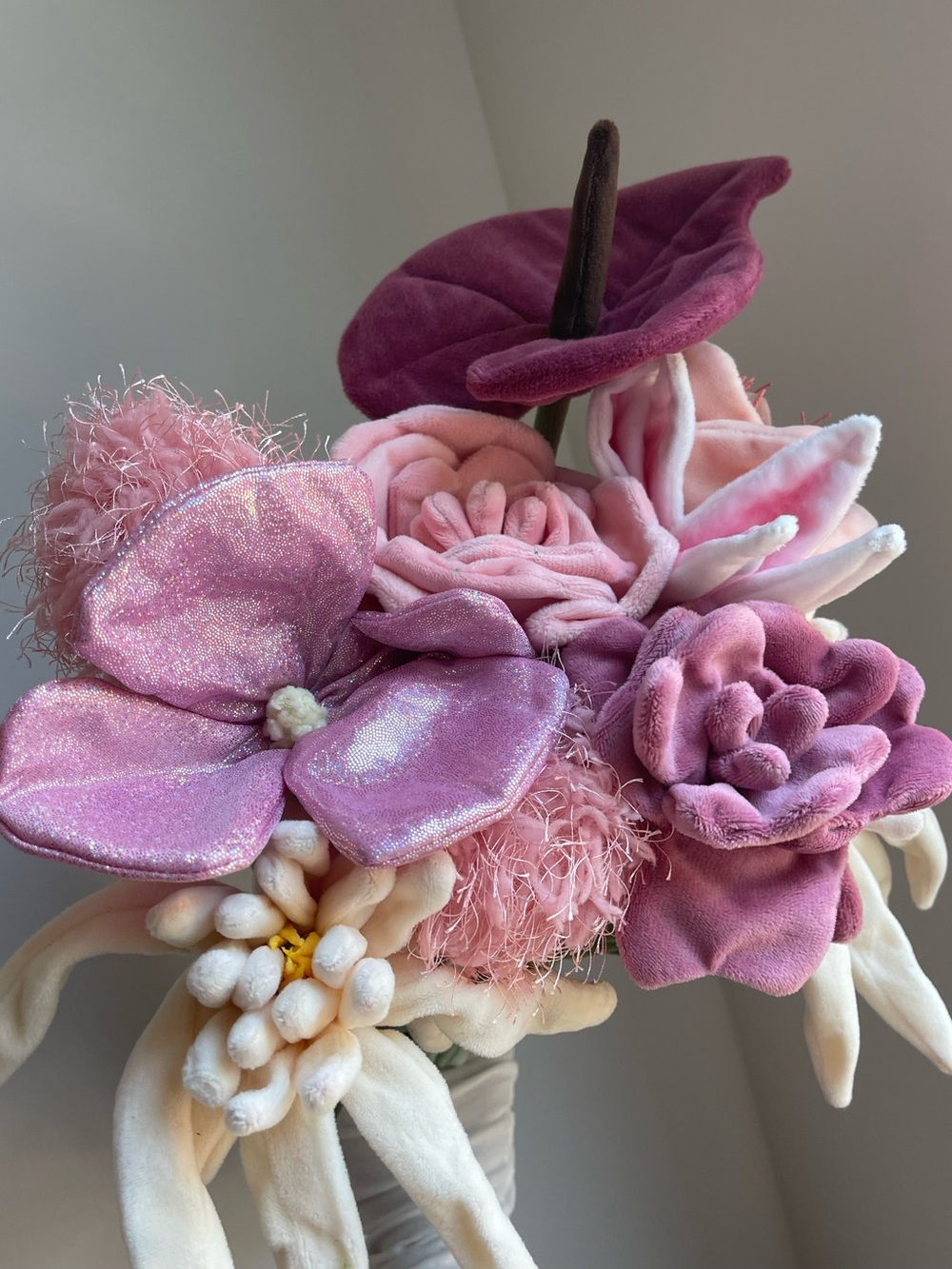 CJ Hendry plush flowers bouquet of 10 limited release blooms